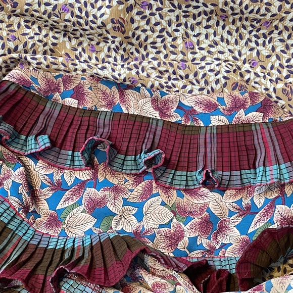 VNTG Diane Freis Long Sleeve Mixed Prints Floral Dress Ruffle Detail & Pockets - Picture 10 of 13